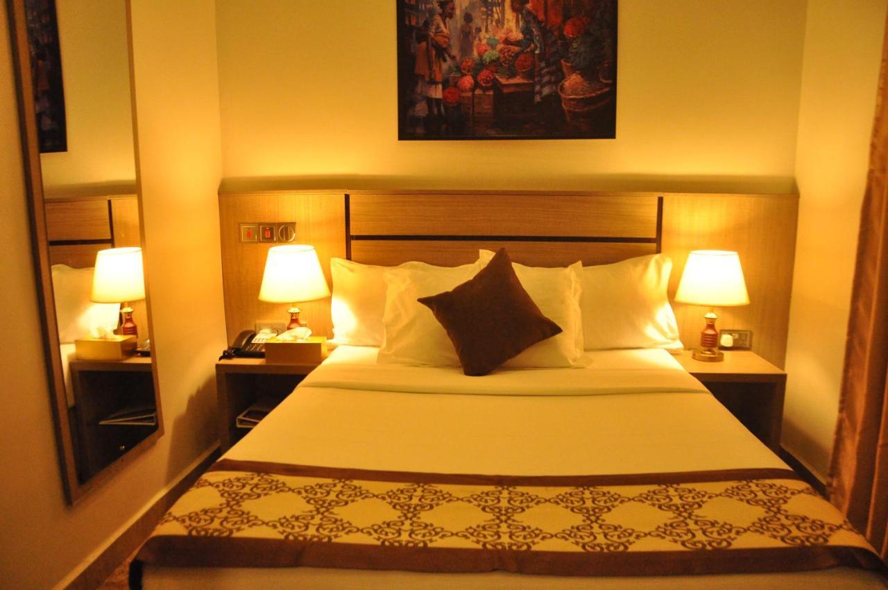 Moz One Executive Guest Rooms Agadez Mobushipe Eksteriør bilde