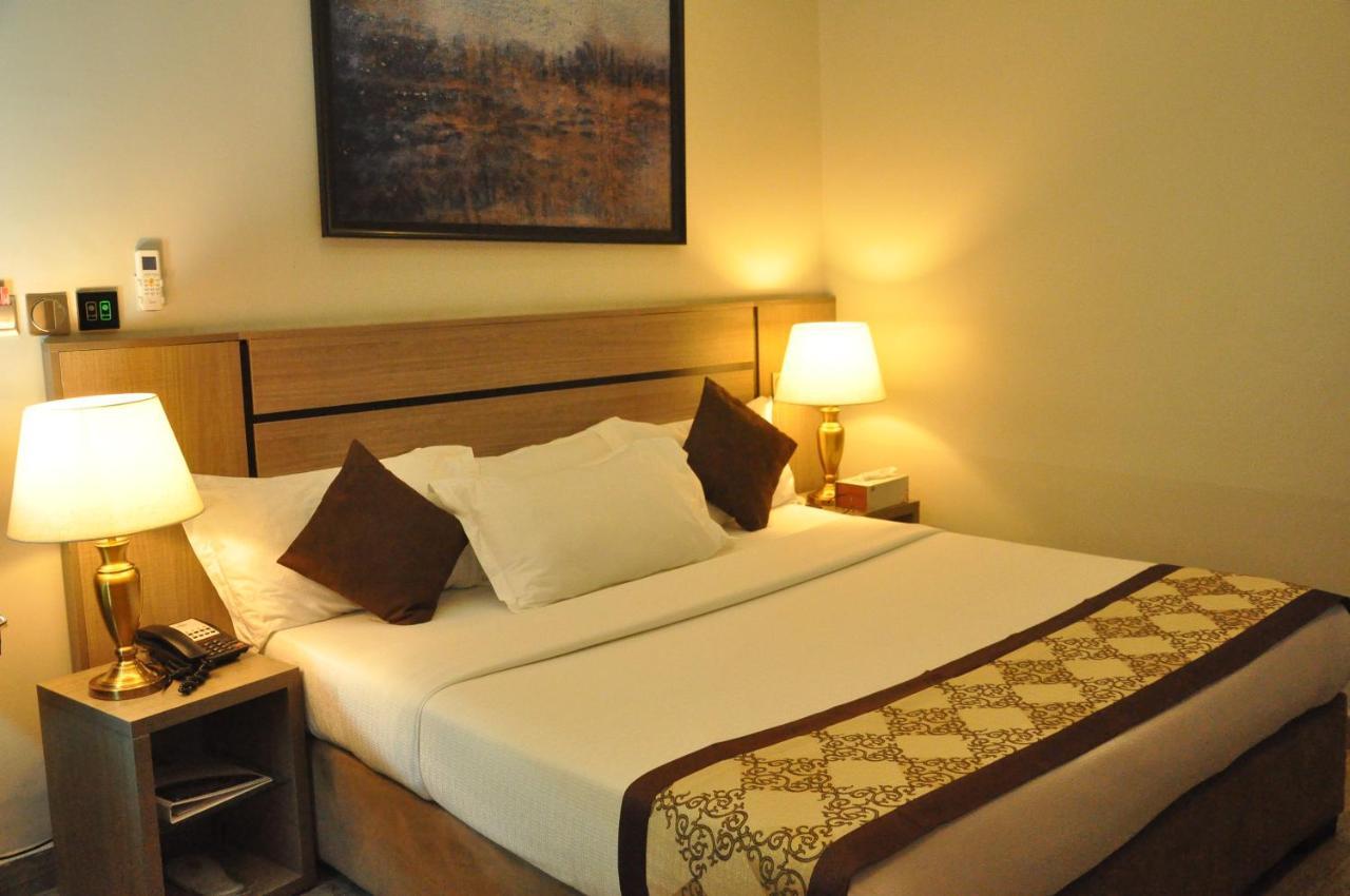 Moz One Executive Guest Rooms Agadez Mobushipe Eksteriør bilde
